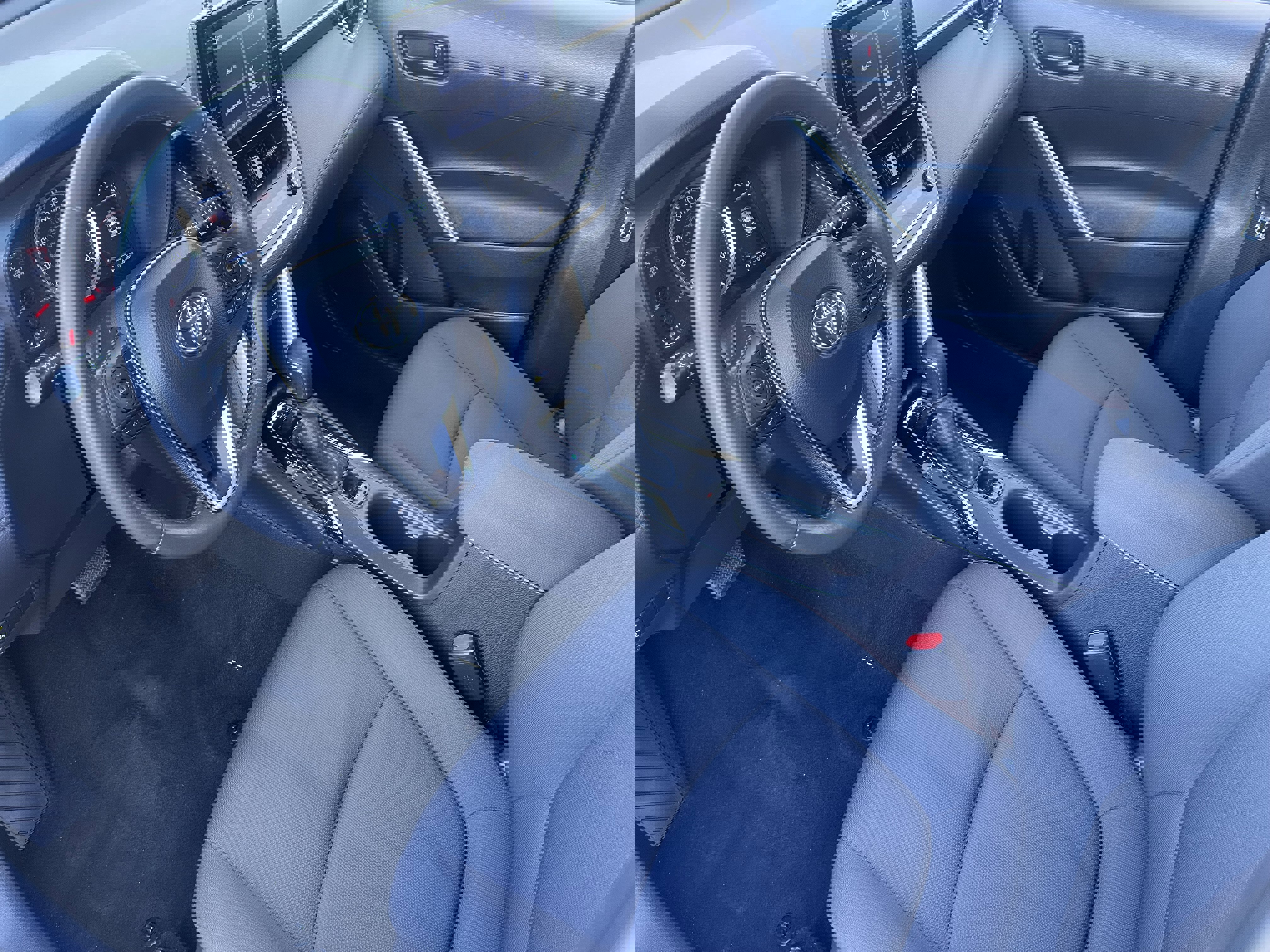 Used 2022 Toyota Corolla Cross LE image 15