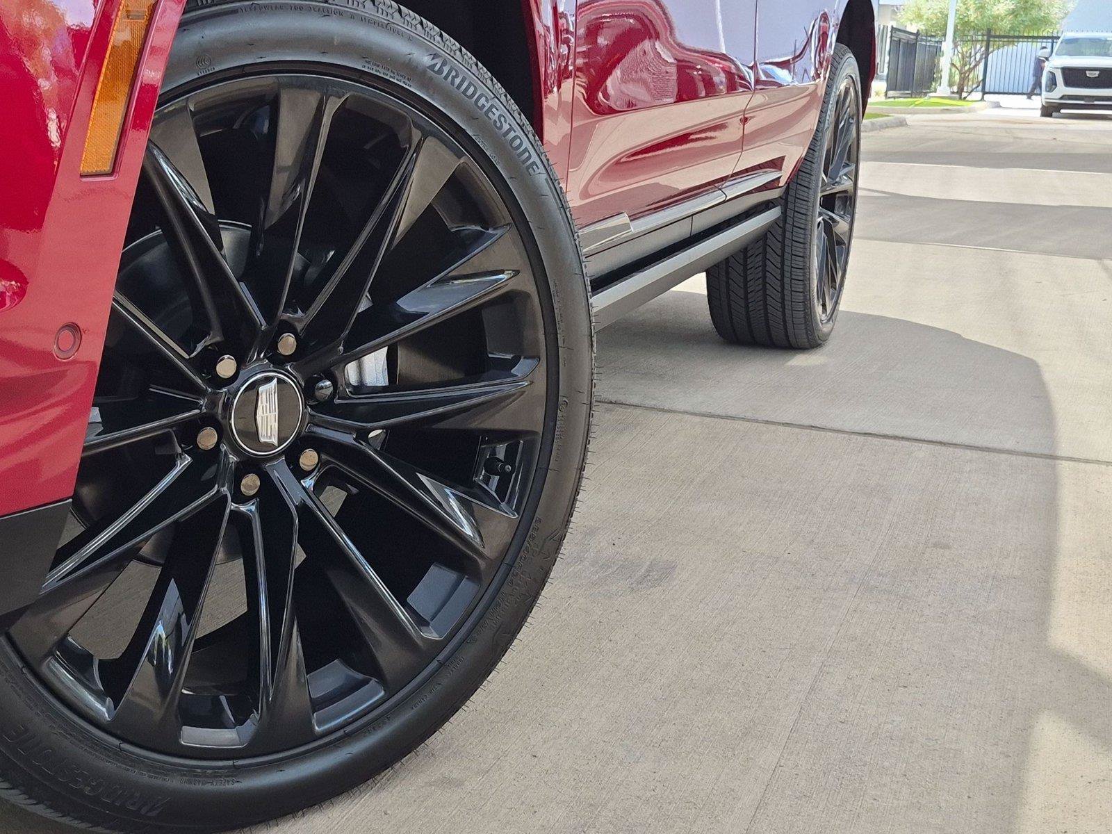 New 2026 Cadillac Escalade Platinum Sport w/ LPO, ONYX Package AWD/4WD image 8