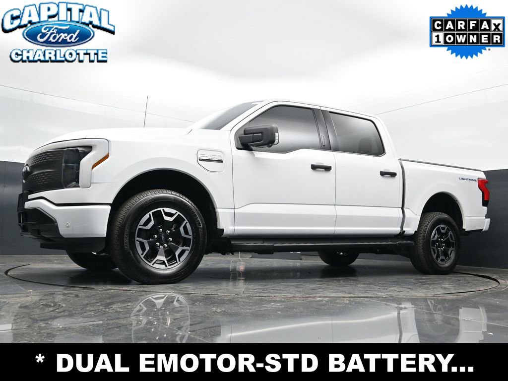Used 2023 Ford F150 Lightning XLT AWD/4WD image 23