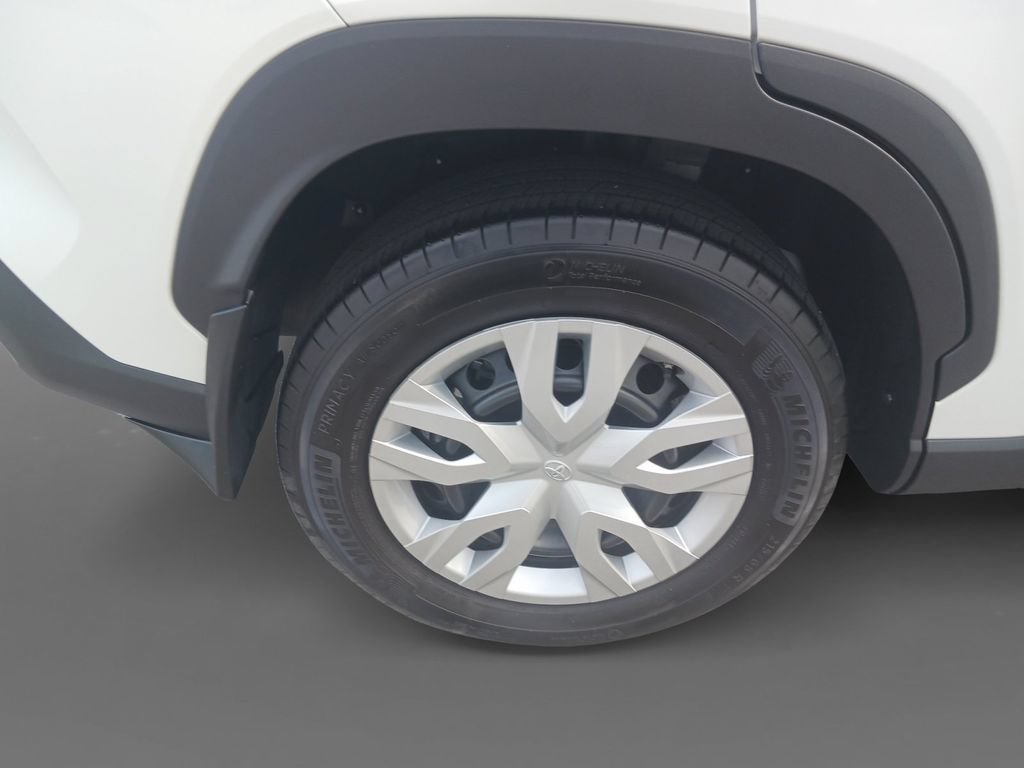 Used 2022 Toyota Corolla Cross L FWD image 10