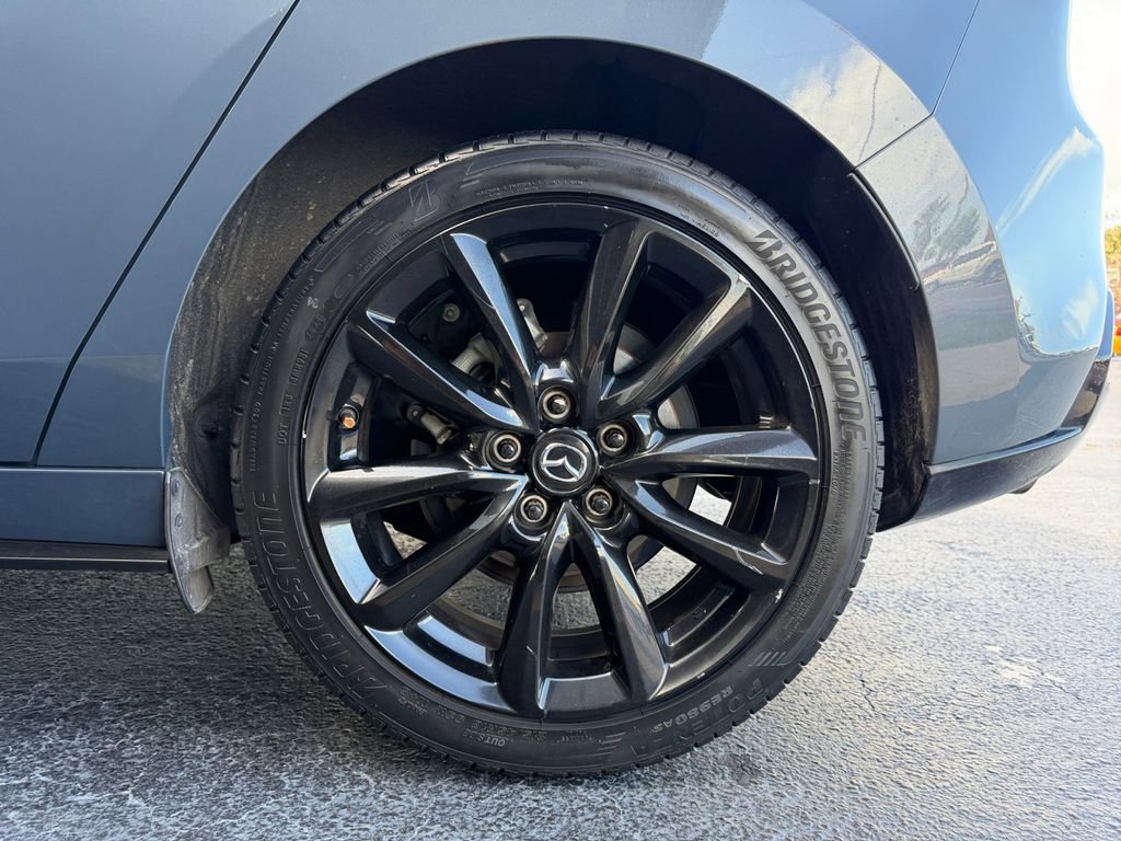 Used 2022 MAZDA MAZDA3 s image 39