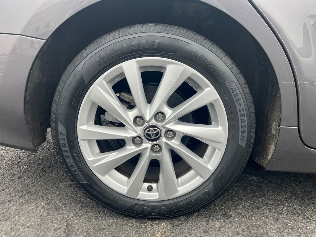 Used 2023 Toyota Camry LE image 90