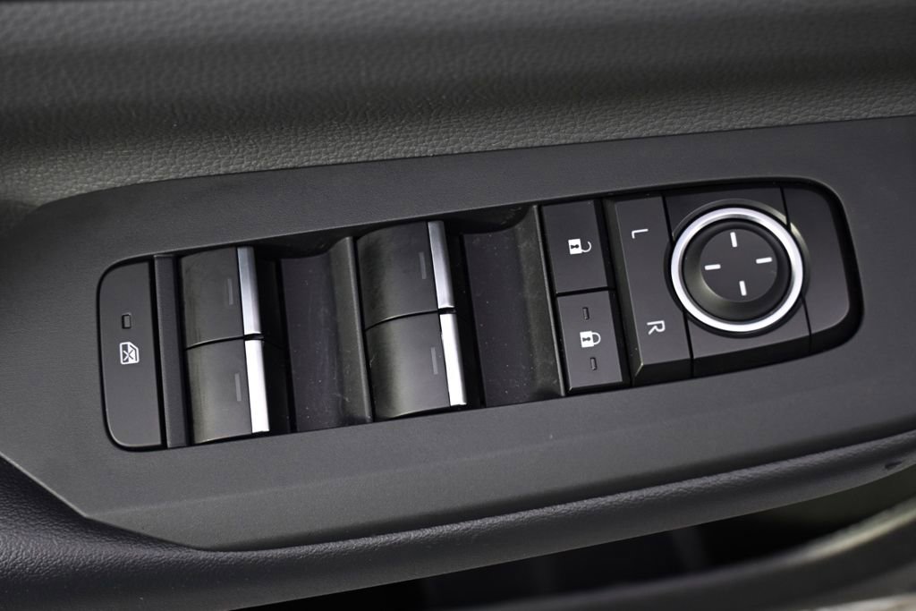 Used 2024 Toyota Prius XLE image 23