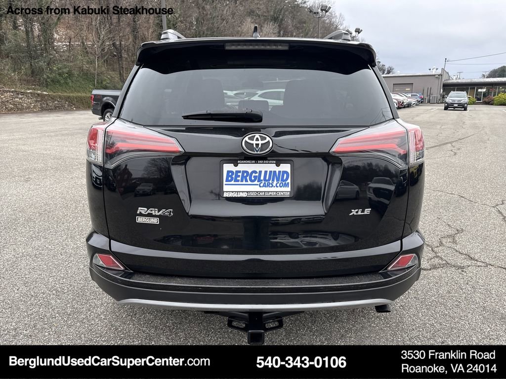 Used 2017 Toyota RAV4 XLE image 5
