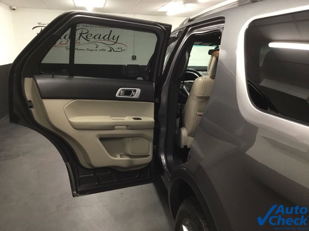 Used 2011 Ford Explorer Limited w/ 301A Rapid Spec Order Code image 27