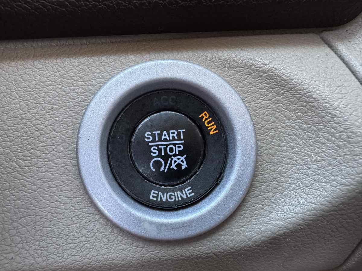 Used 2016 RAM 1500 Laramie w/ Convenience Group image 29