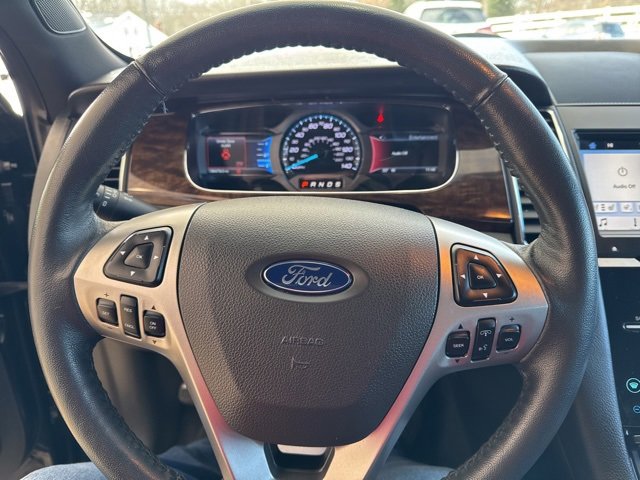 Used 2019 Ford Taurus Limited image 18