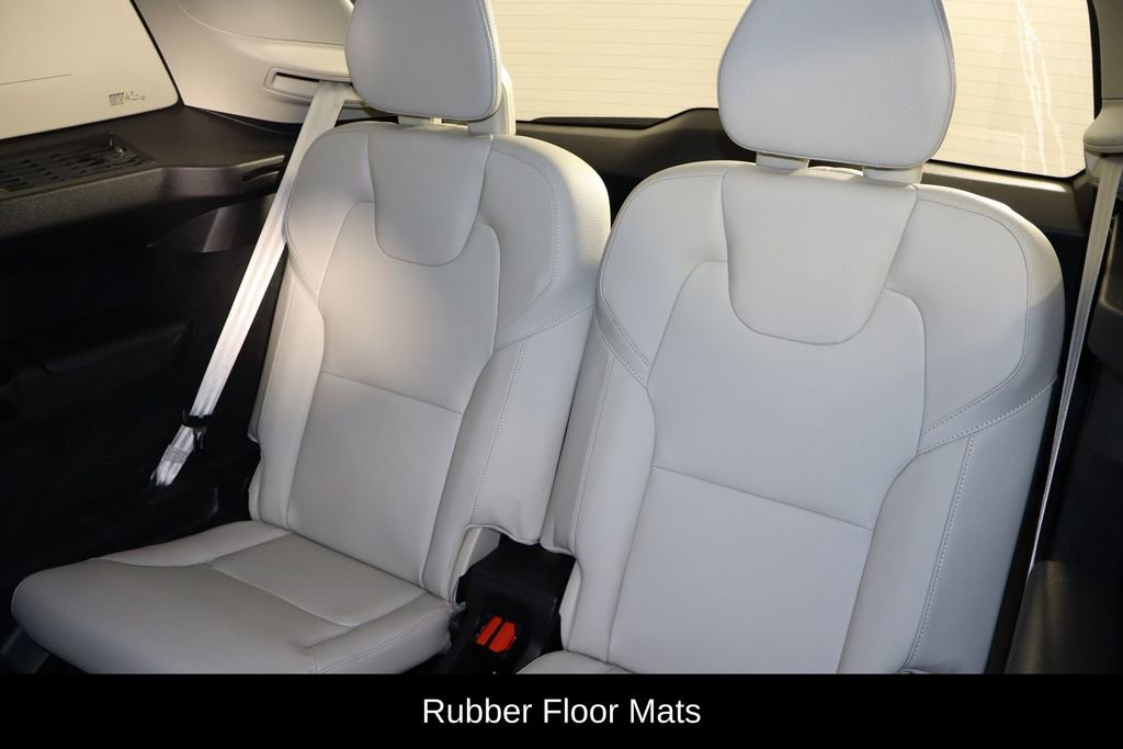 Used 2023 Volvo XC90 B5 Core w/ Protection Package Premier image 16