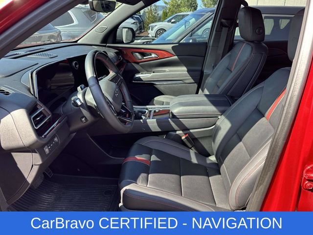 Used 2024 Chevrolet Traverse RS AWD/4WD image 2