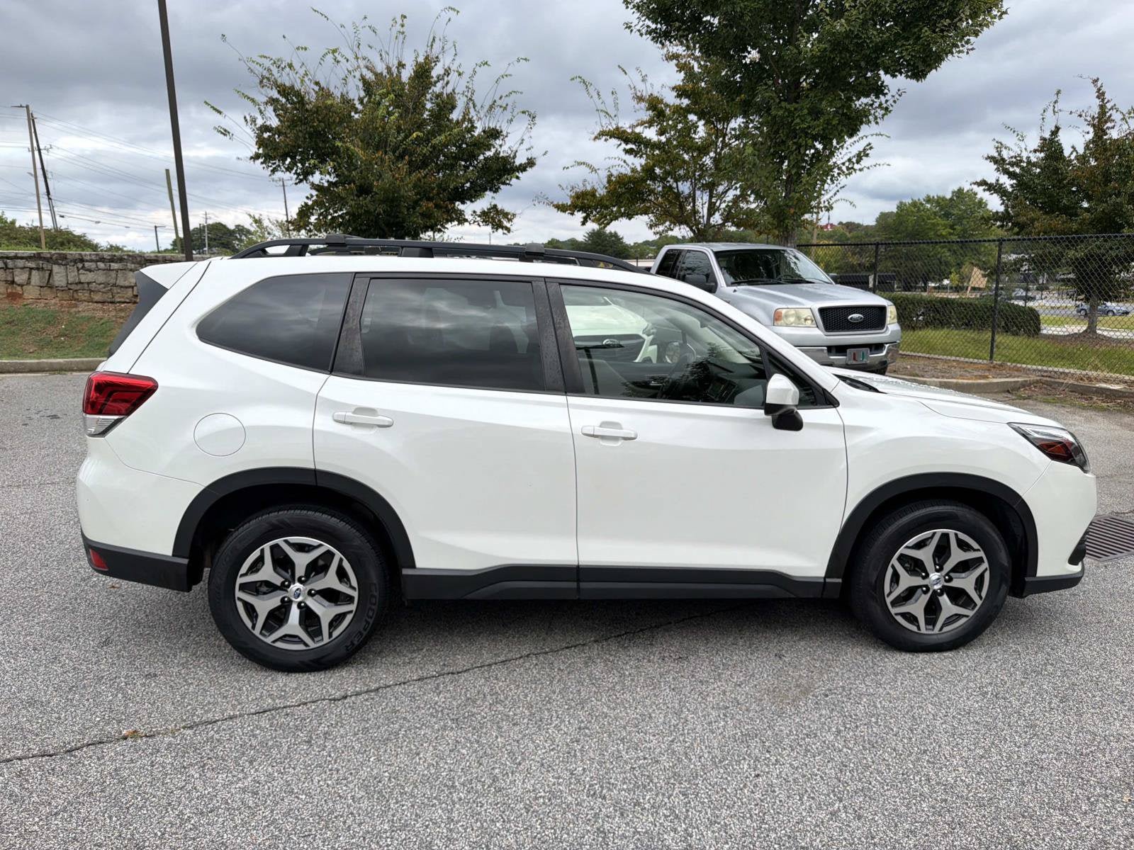 Used 2023 Subaru Forester Premium AWD/4WD image 11