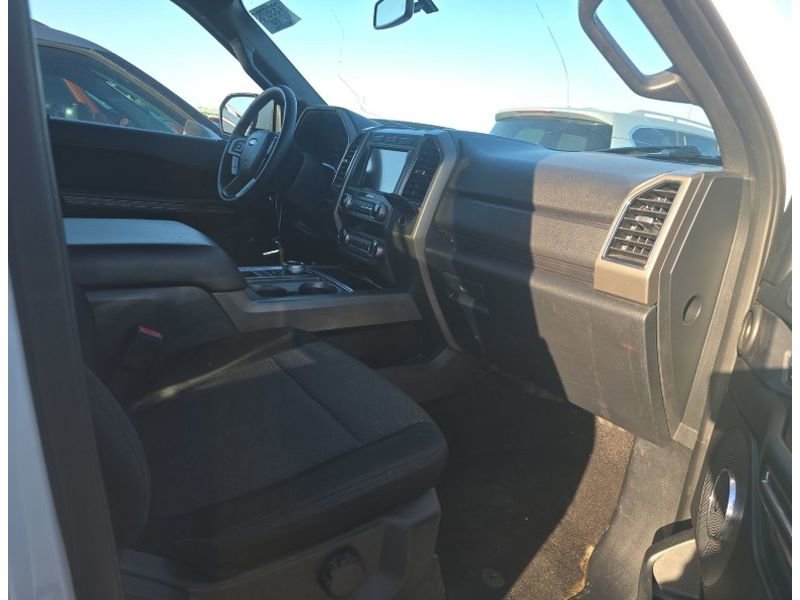 Used 2020 Ford Expedition XLT image 26