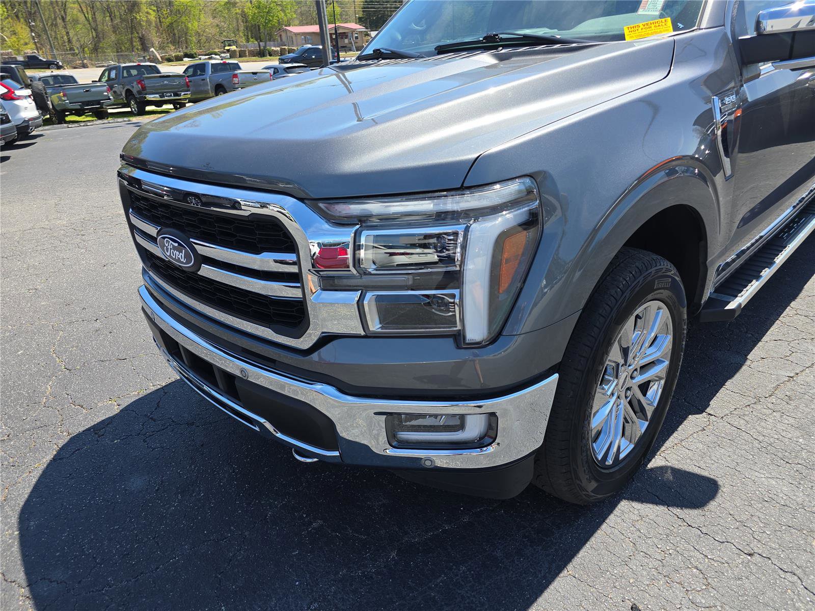 Used 2024 Ford F150 Lariat w/ FX4 Off-Road Package AWD/4WD image 10