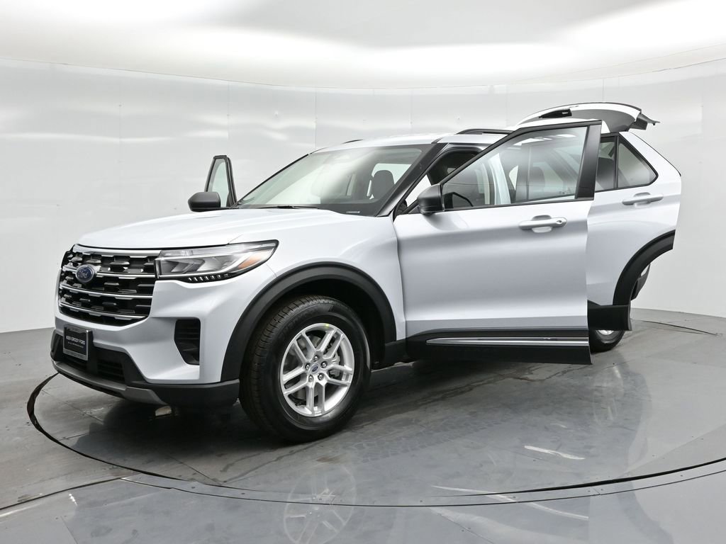 New 2025 Ford Explorer Active image 32