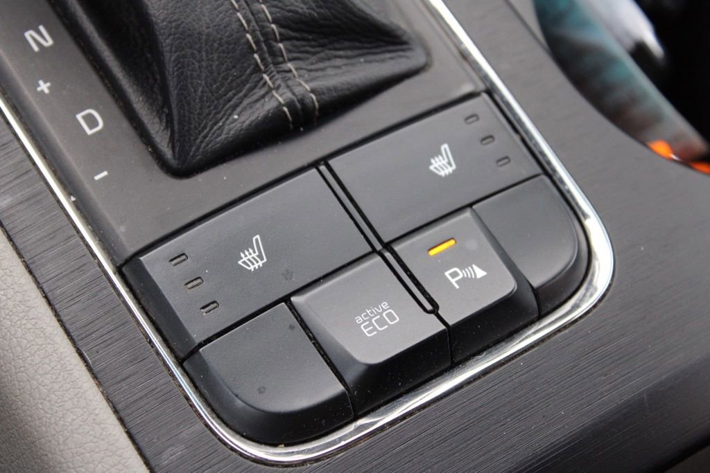 Used 2017 Kia Sedona LX w/ LX Essentials Premium Package image 42