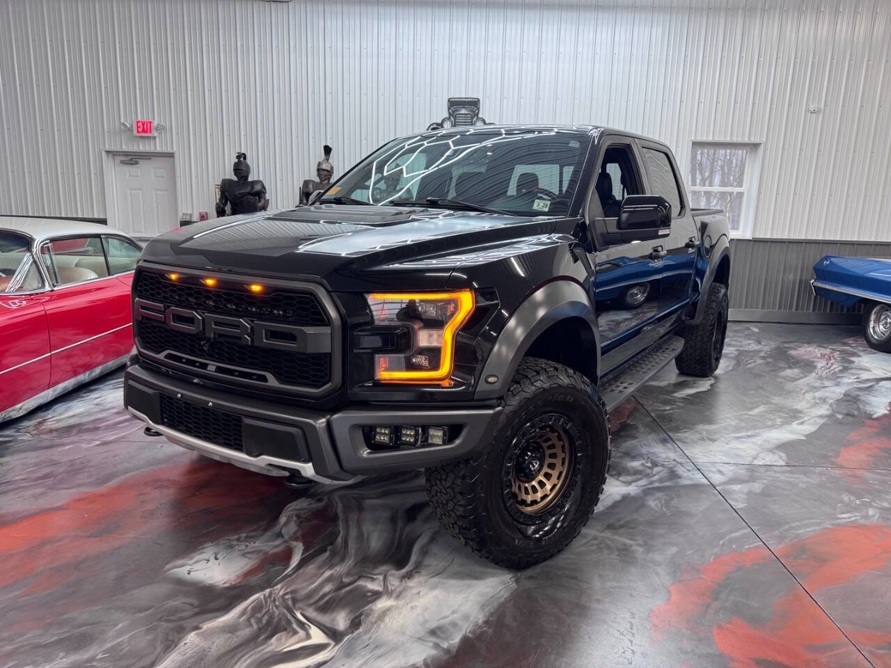 Used 2018 Ford F150 Raptor w/ Equipment Group 802A Luxury AWD/4WD image 1