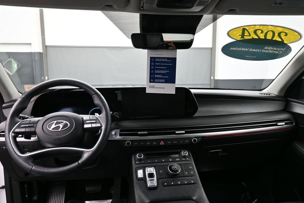 Used 2024 Hyundai Palisade Limited FWD image 21