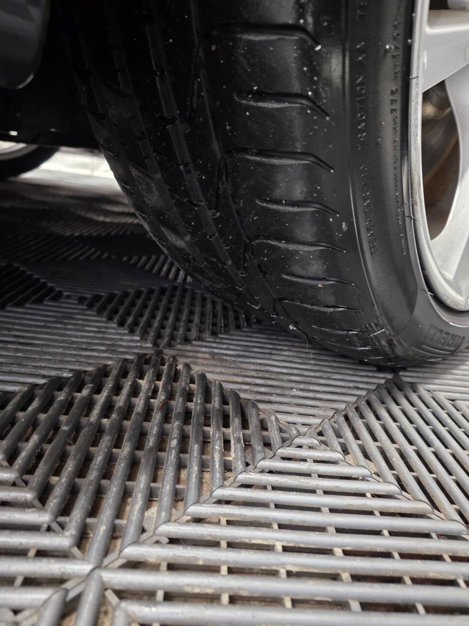 Used 2015 BMW 750Li image 37