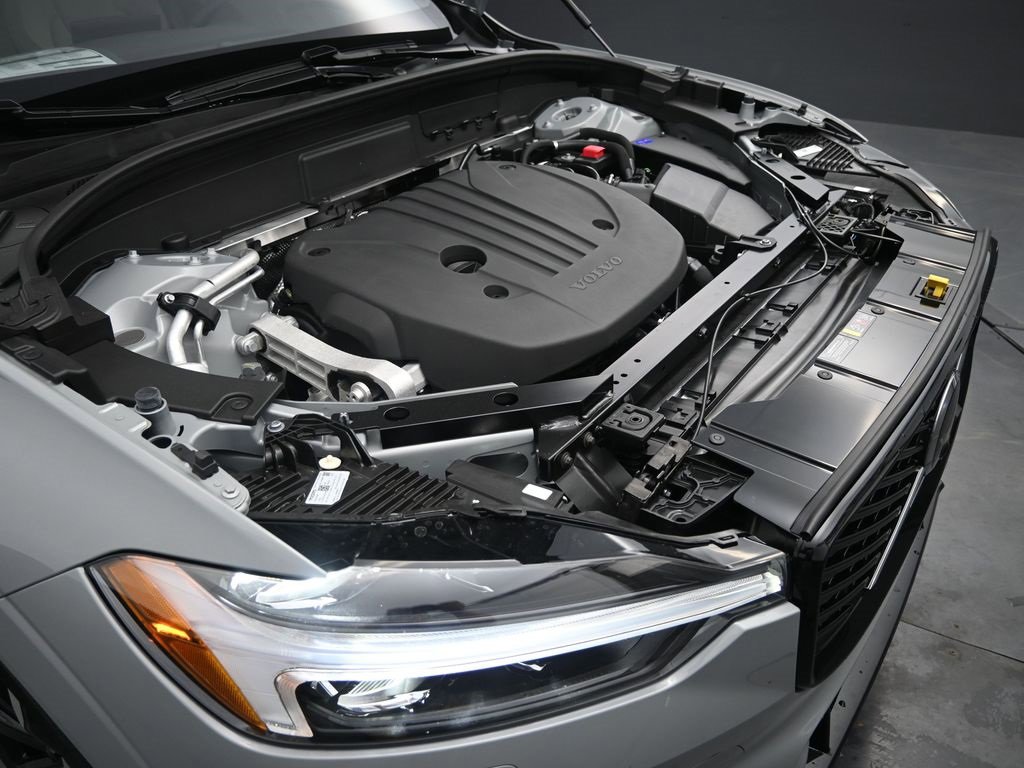 New 2026 Volvo XC60 B5 Plus w/ Protection Package Premier image 39