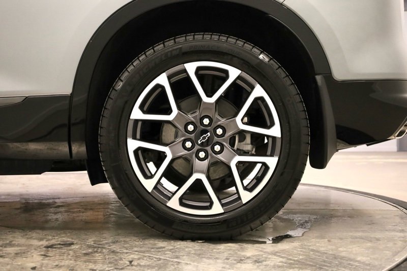 Used 2025 Chevrolet Blazer RS w/ Driver Confidence II Package image 35