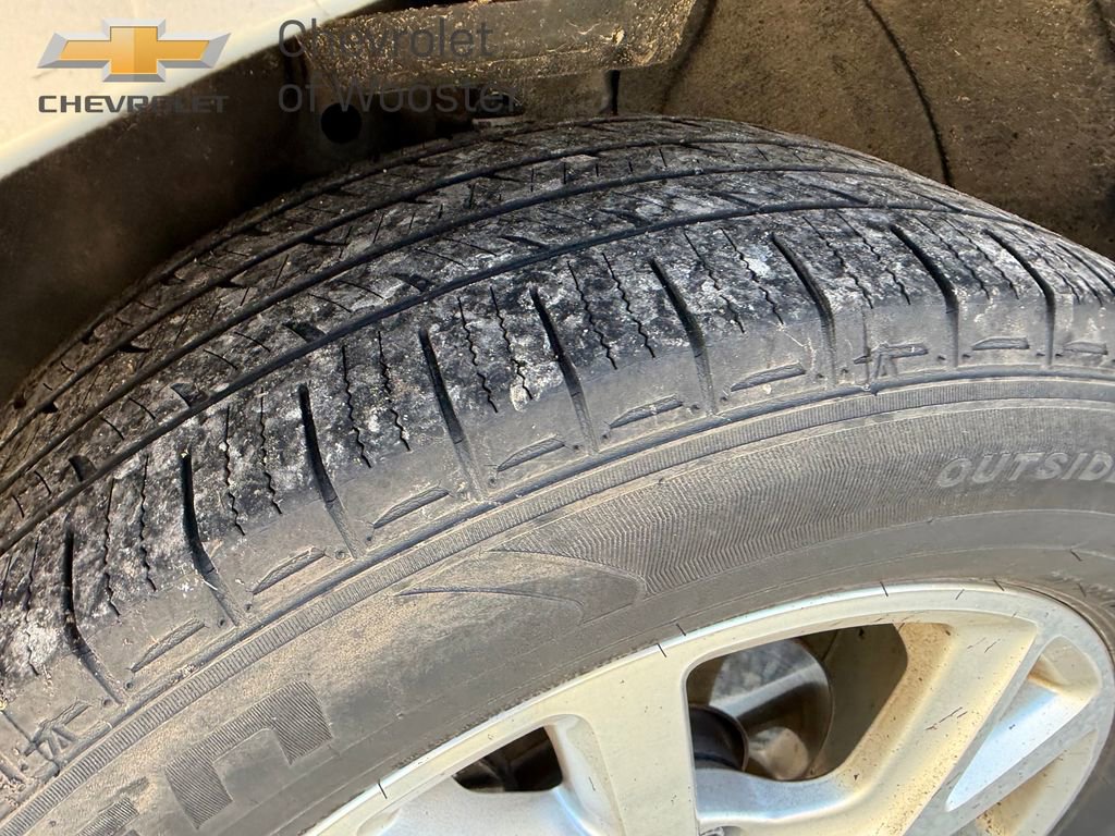 Used 2018 Chevrolet Equinox Premier image 11