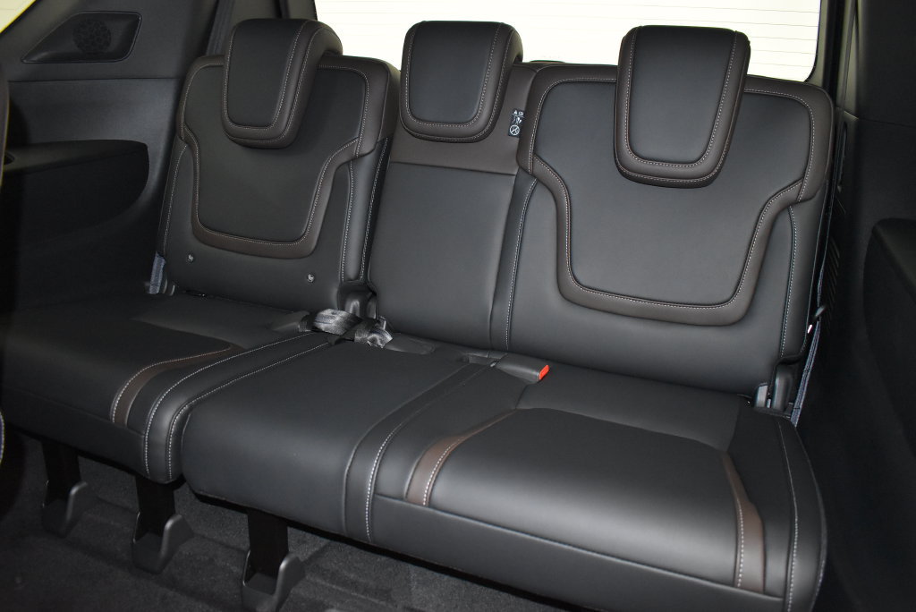 New 2026 Nissan Armada SL AWD/4WD image 35