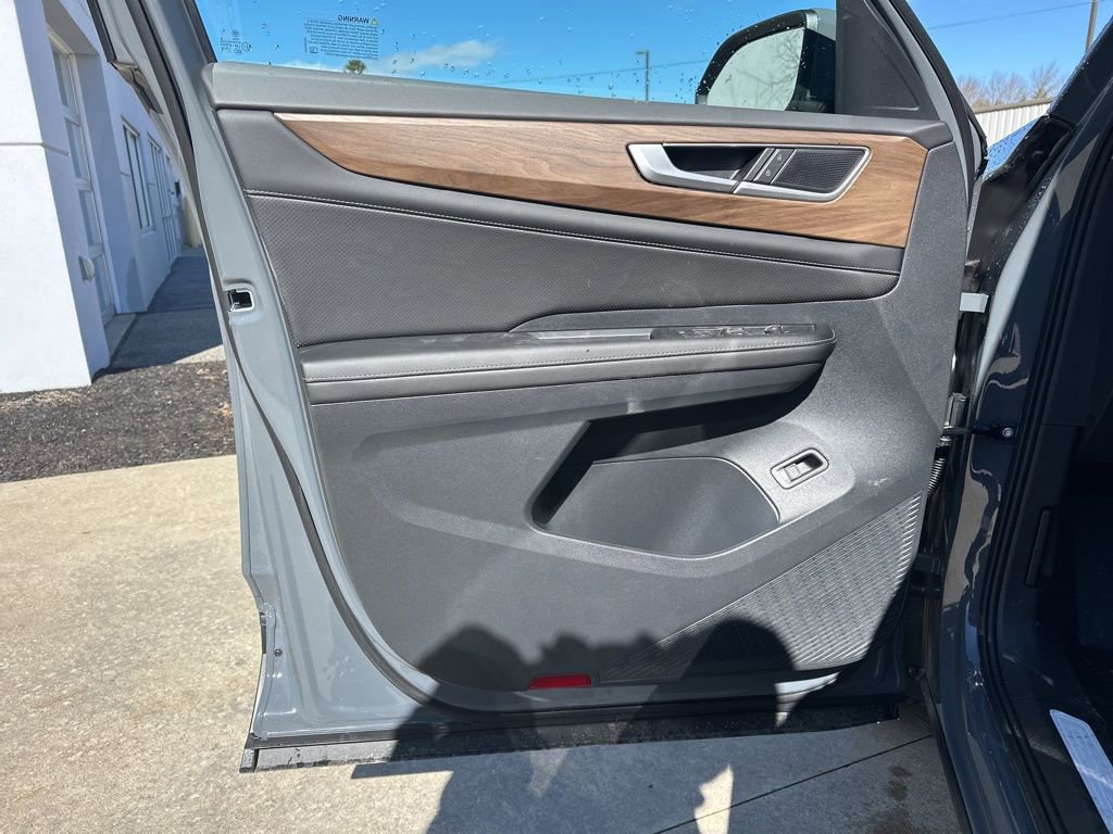 New 2026 Volkswagen Atlas SE image 10