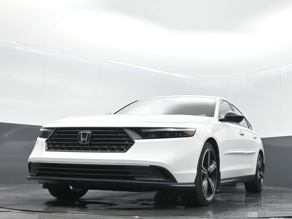 Used 2024 Honda Accord Sport image 8