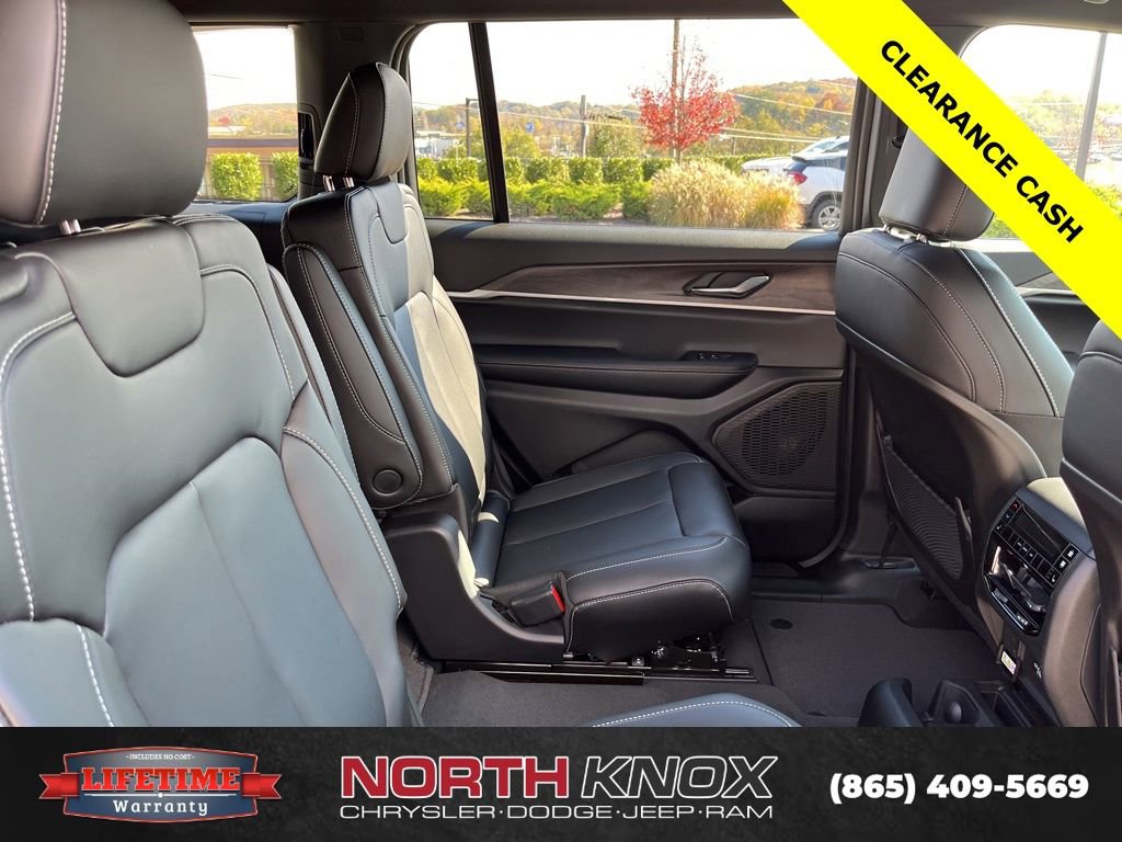 New 2025 Jeep Grand Cherokee L Limited image 24