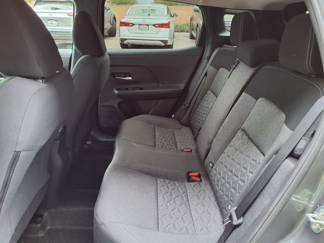 Used 2025 Nissan Kicks SV FWD image 17