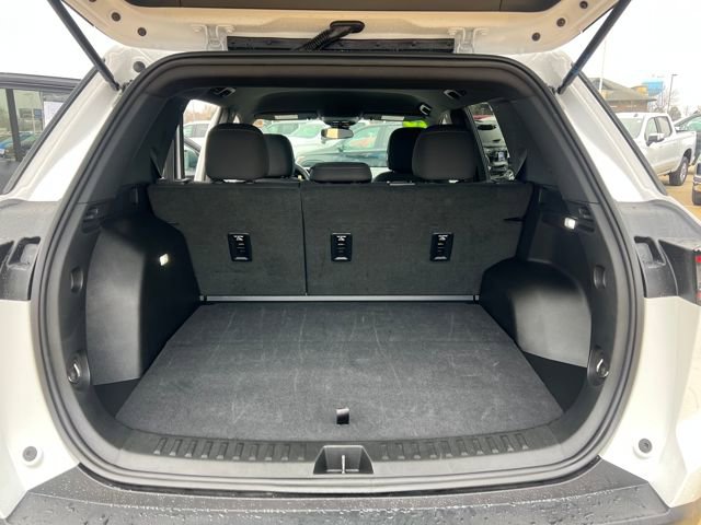 Certified 2025 Chevrolet Equinox LT image 17