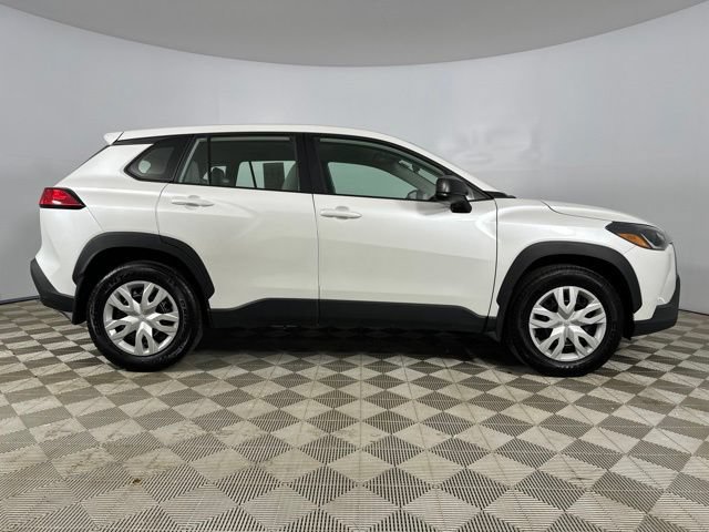 Used 2022 Toyota Corolla Cross L AWD/4WD image 13