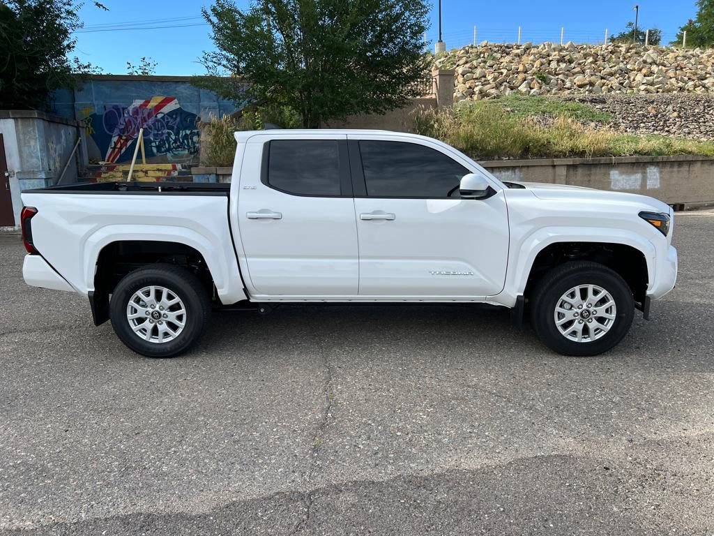 New 2025 Toyota Tacoma SR5 image 4