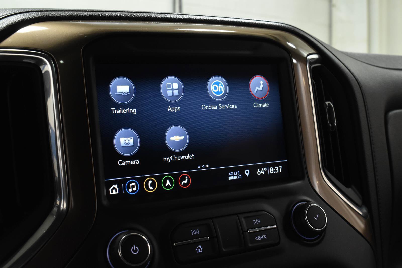 Used 2019 Chevrolet Silverado 1500 High Country w/ High Country Premium Package AWD/4WD image 17