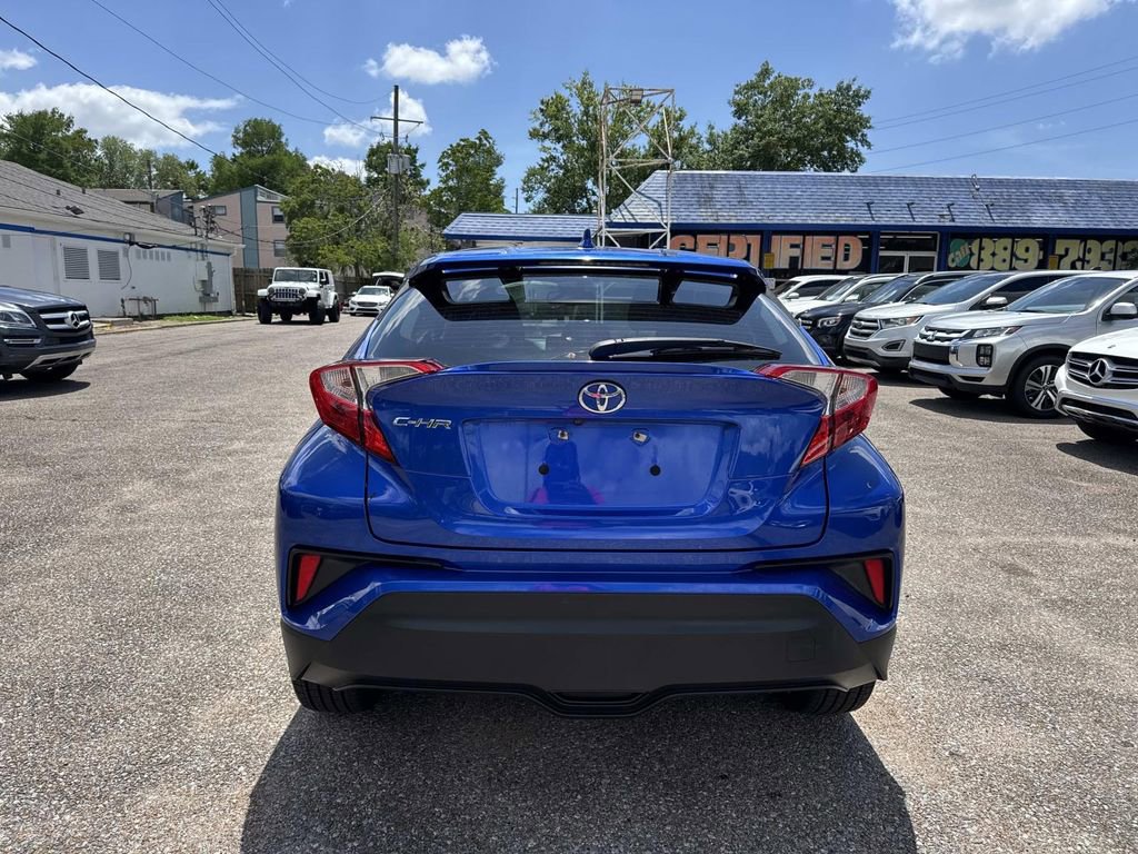 Used 2018 Toyota C-HR XLE image 7