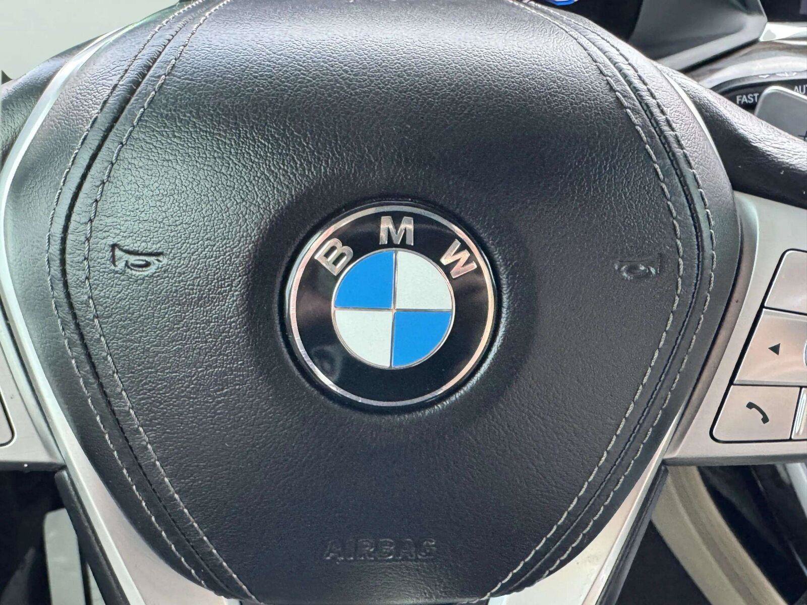 Used 2019 BMW X7 xDrive40i w/ Cold Weather Package AWD/4WD image 26