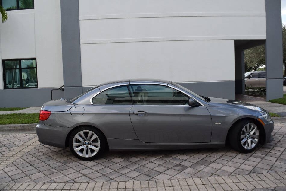 Used 2013 BMW 328i Convertible RWD image 9