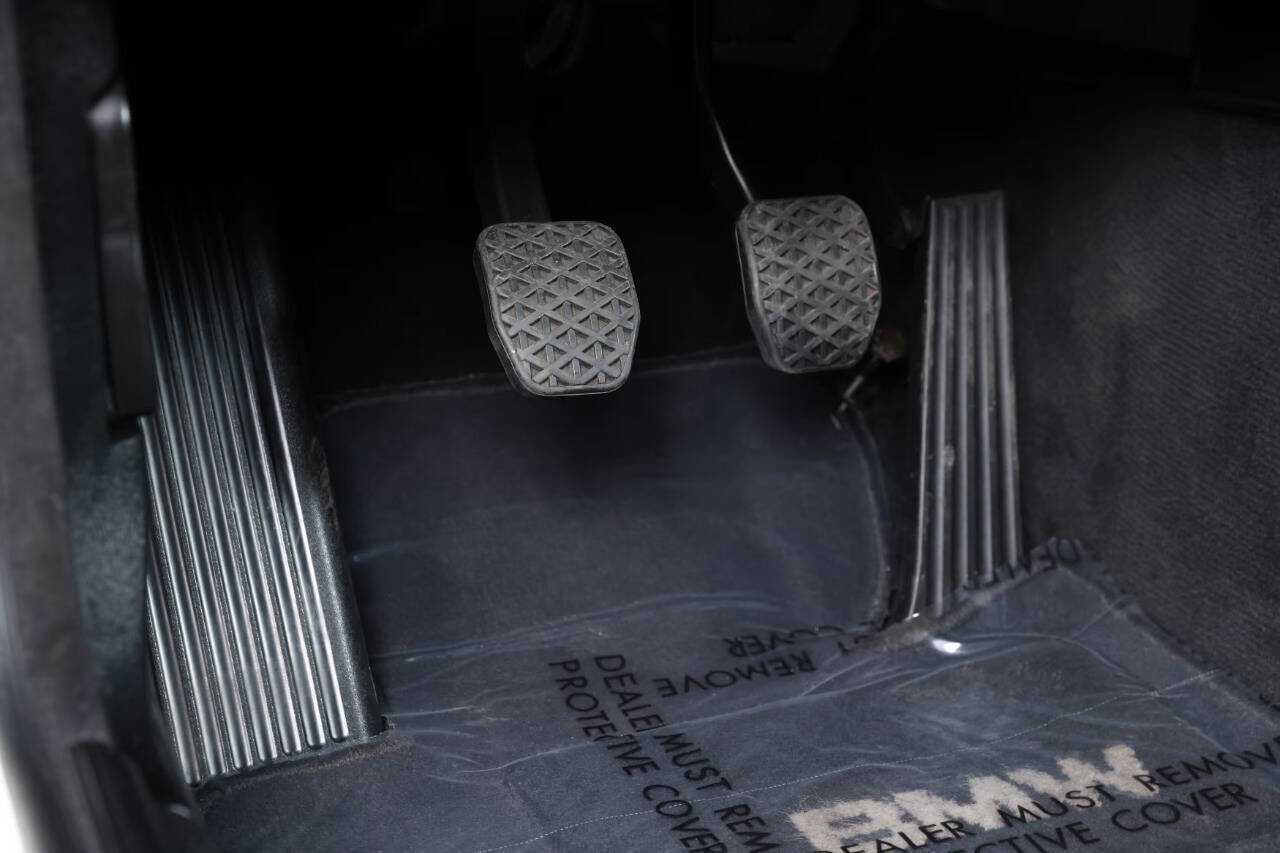 Used 1995 BMW M3 Coupe image 55