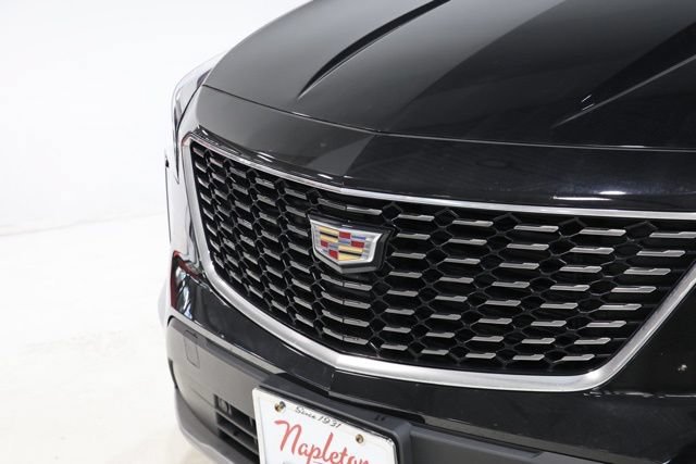 Used 2023 Cadillac XT4 Premium Luxury w/ Driver Assist Package AWD/4WD image 12