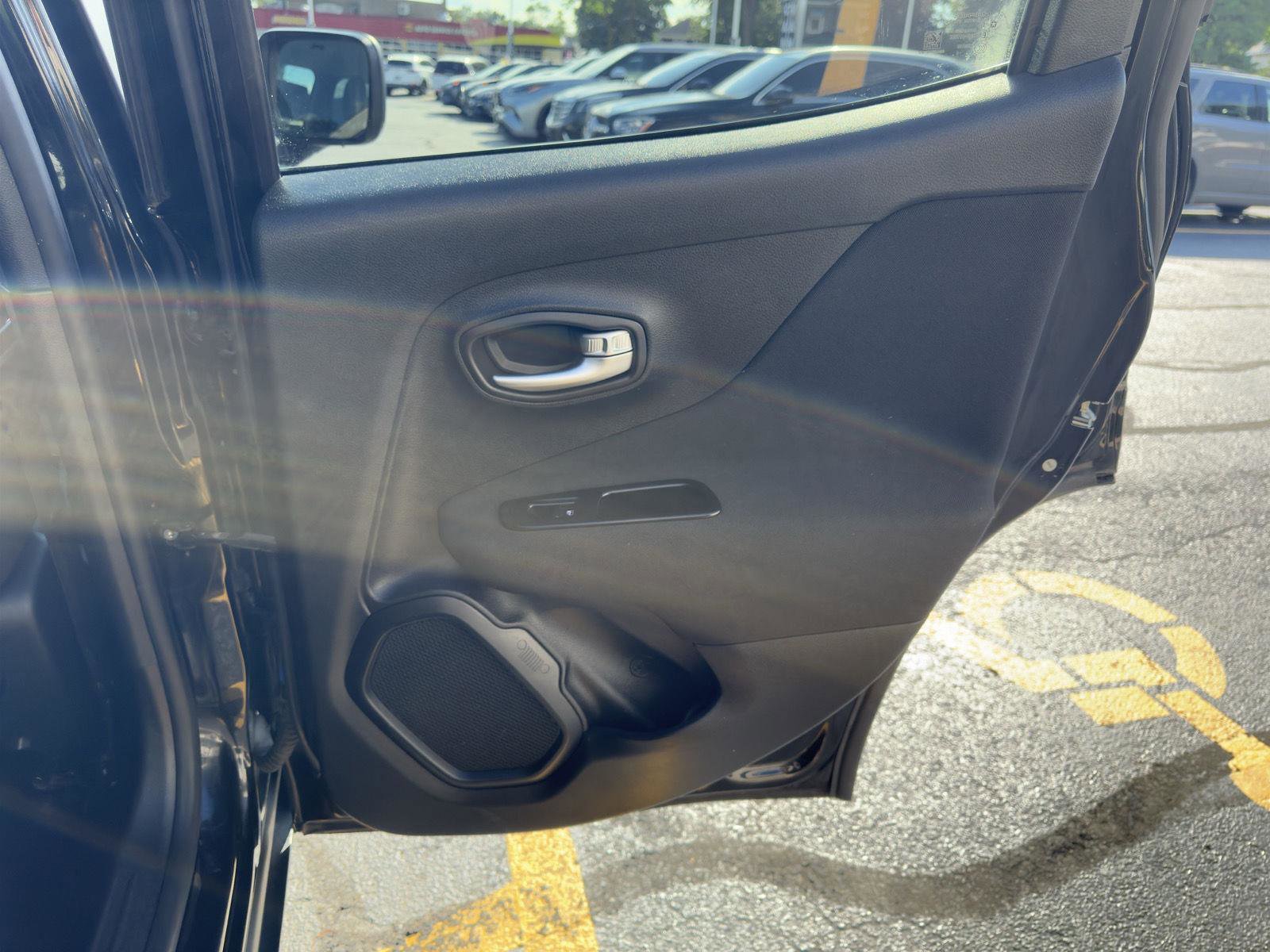 Used 2019 Jeep Renegade Sport AWD/4WD image 29