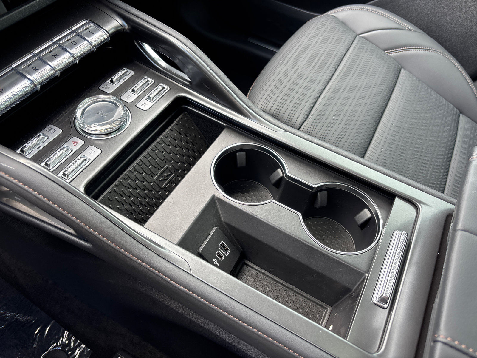 New 2026 Lincoln Nautilus Reserve w/ Jet Appearance Package AWD/4WD image 24