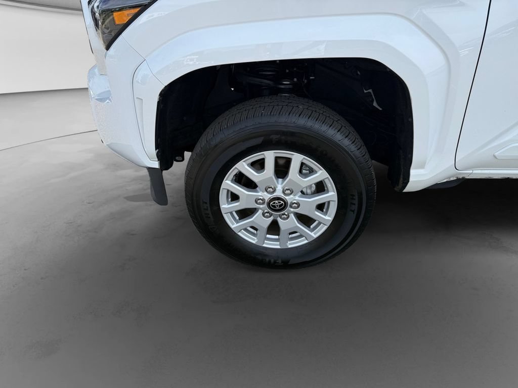 Used 2025 Toyota Tacoma SR RWD image 9