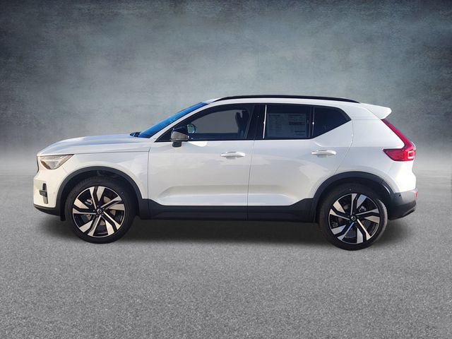 New 2026 Volvo XC40 B5 Ultra w/ Climate Package AWD/4WD image 4