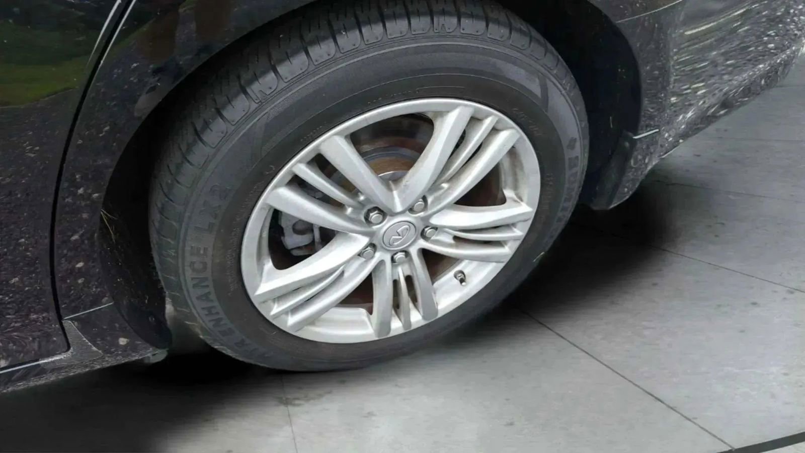 Used 2015 INFINITI Q40 w/ Moonroof Package image 17