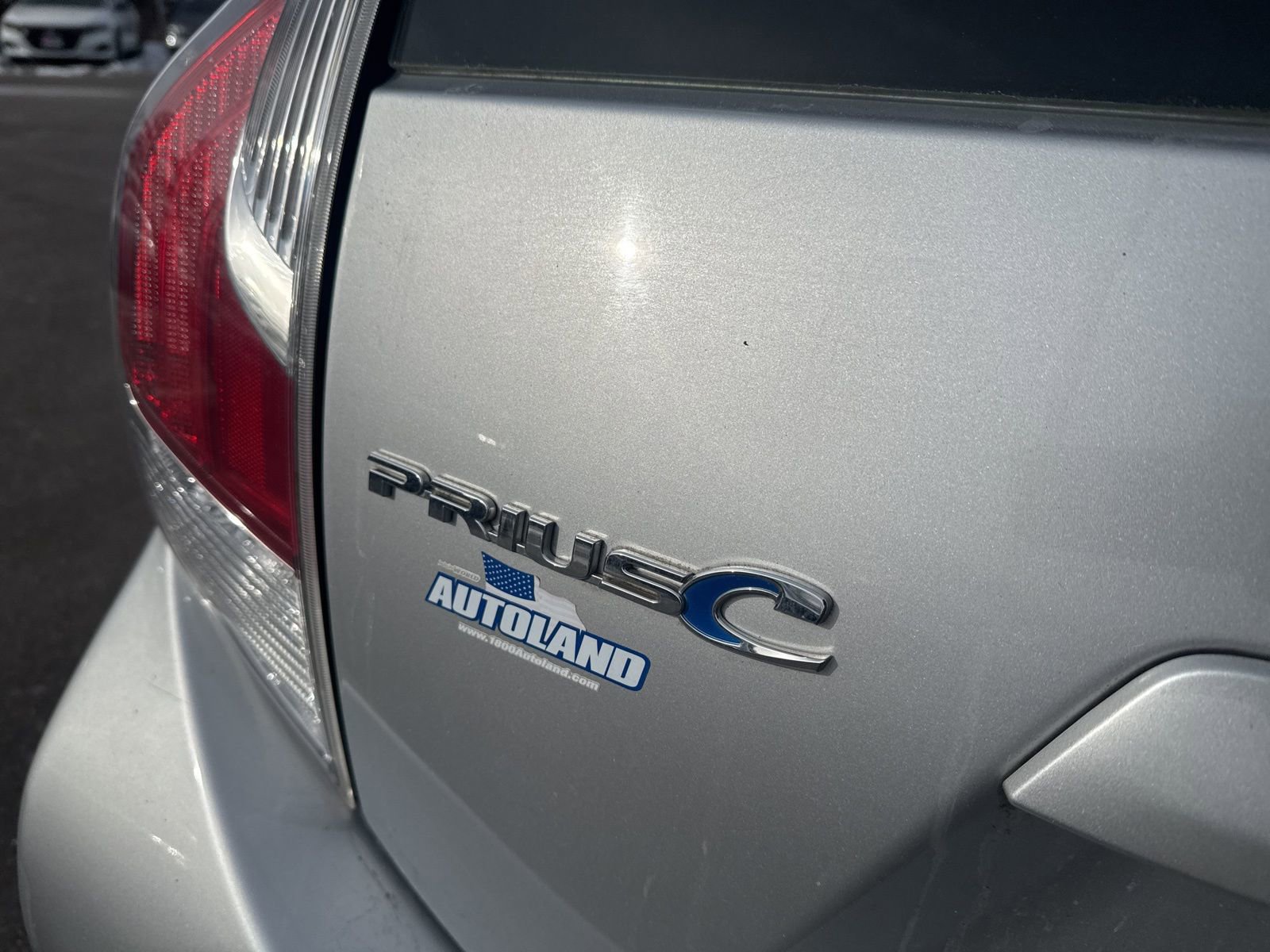 Used 2015 Toyota Prius C Four image 9