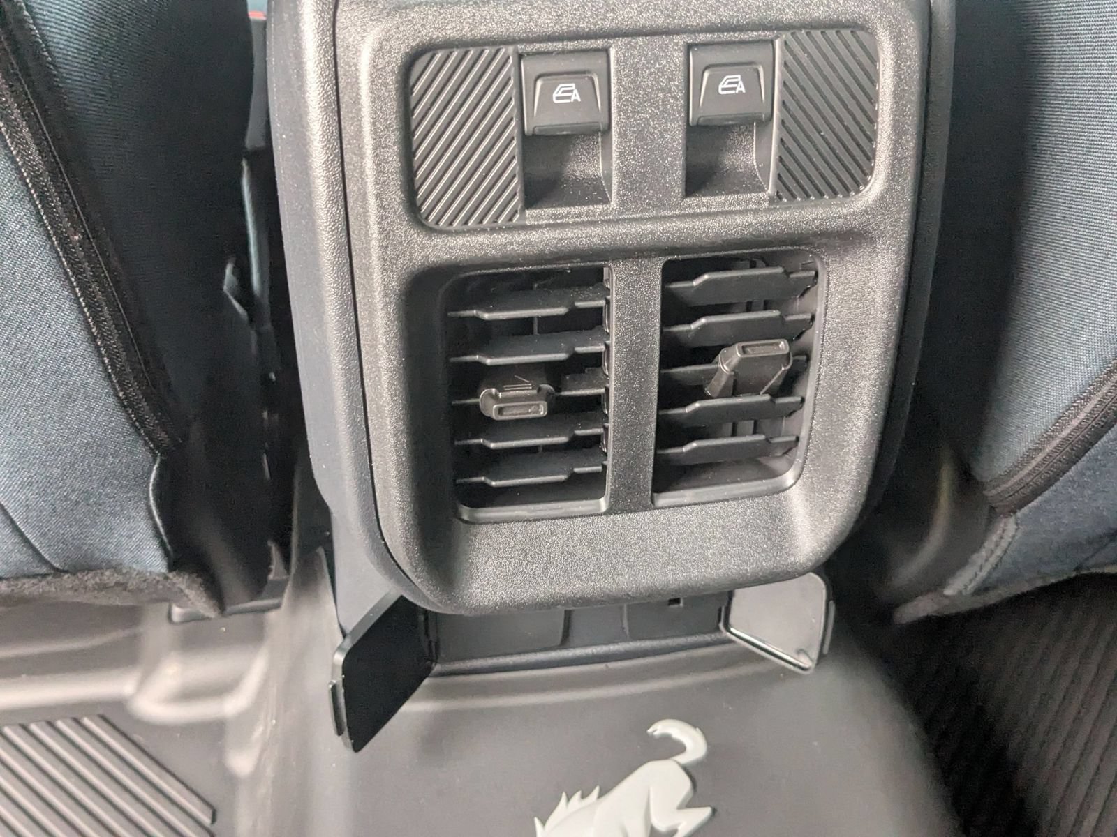 New 2026 Ford Bronco Heritage Edition AWD/4WD image 32