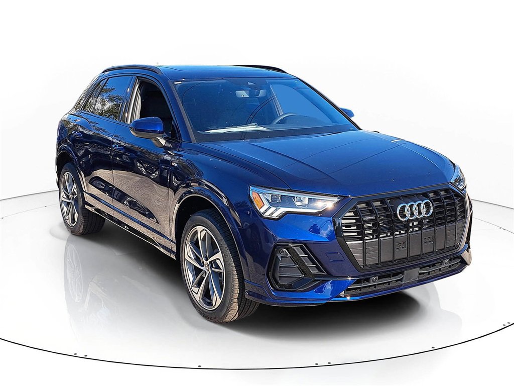 New 2025 Audi Q3 2.0T Premium