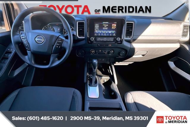 Used 2024 Nissan Frontier SV w/ Technology Package image 12