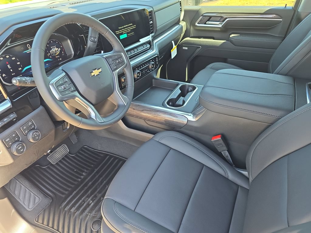 New 2026 Chevrolet Silverado 3500 LTZ w/ LTZ Premium Package AWD/4WD image 16