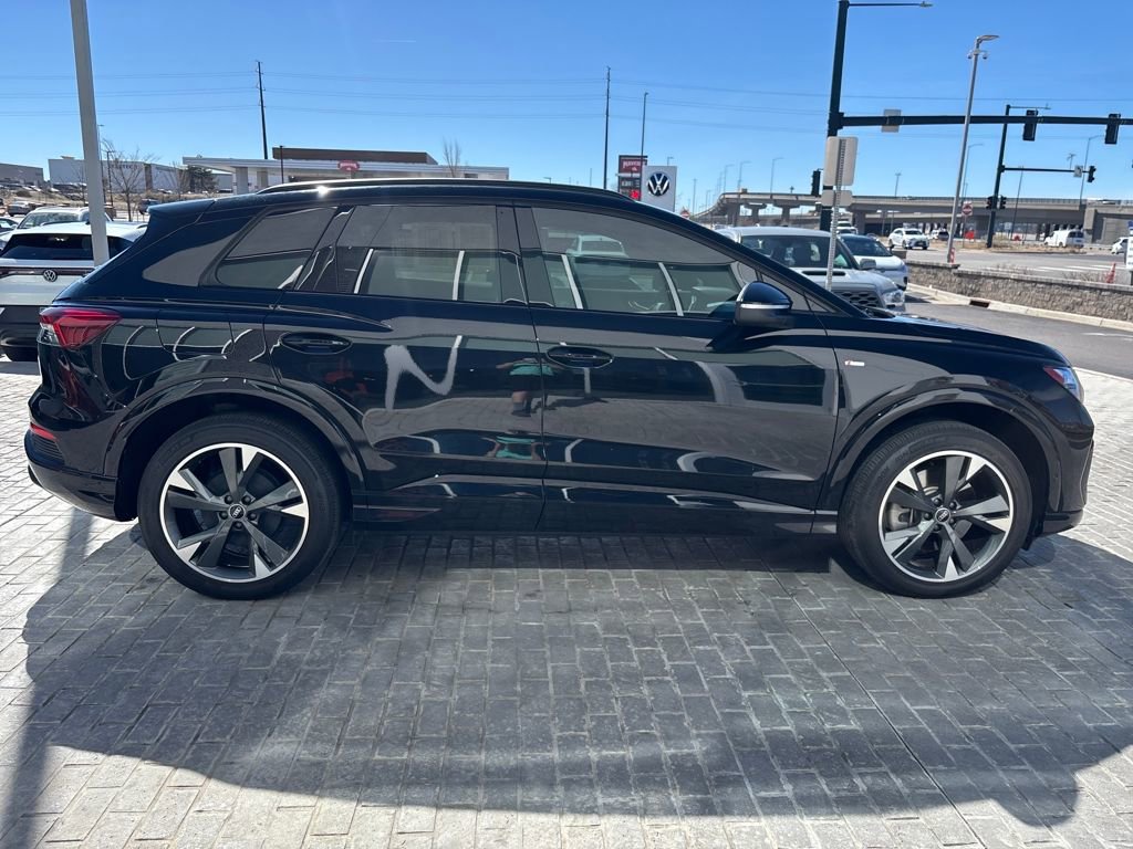 Used 2024 Audi Q4 e-tron Premium Plus image 6