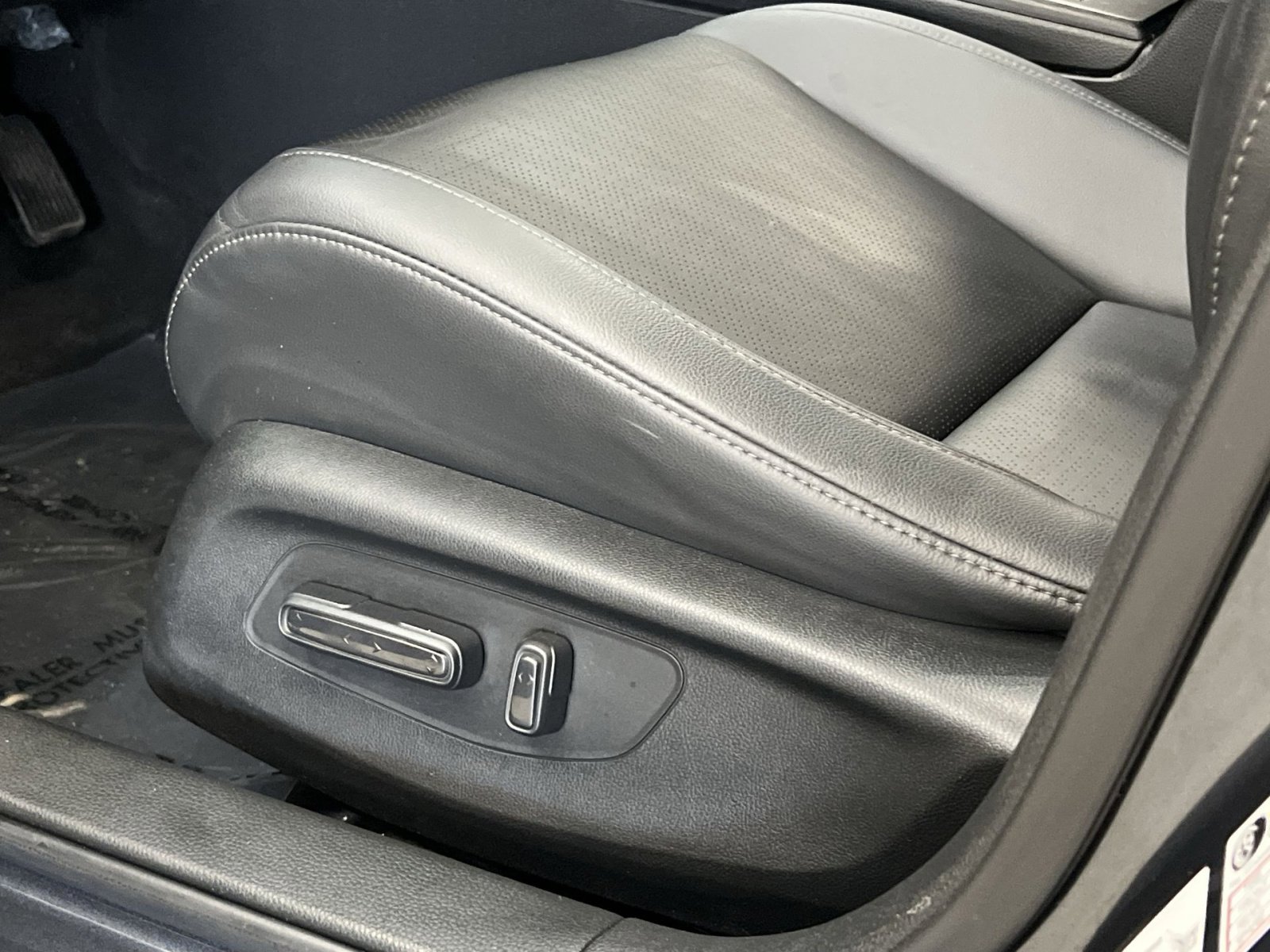 Used 2023 Honda Civic Touring image 12